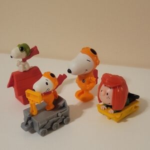 Peanuts Mcdonalds Collectible Toys - 2015 & 2019